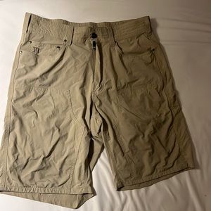 Howler Brothers 32 hybrid shorts